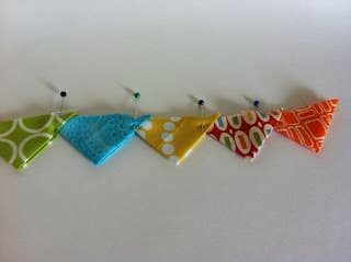 Frozen Knickers: DIY: prairie point garland