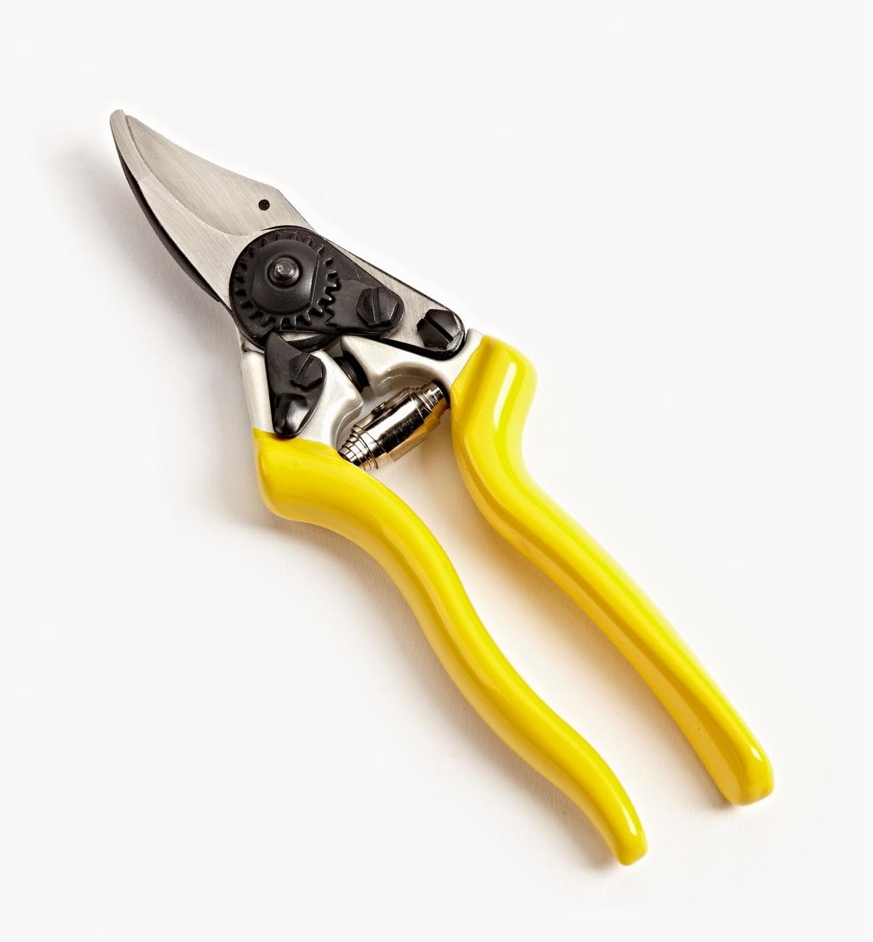 High-Quality Bypass Pruner - Lee Valley Tools