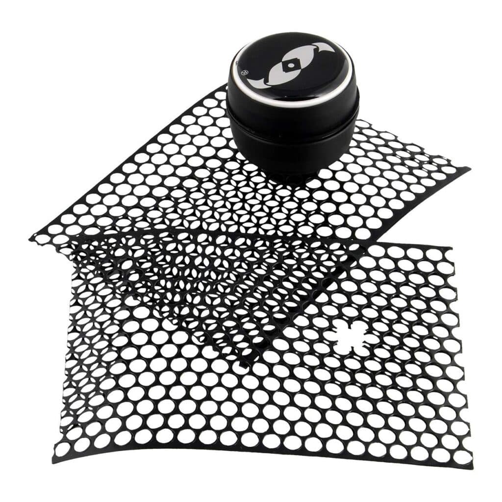 Two Little Fishies Pouch Feeder – Aquarium Store Melbourne | Marine ...