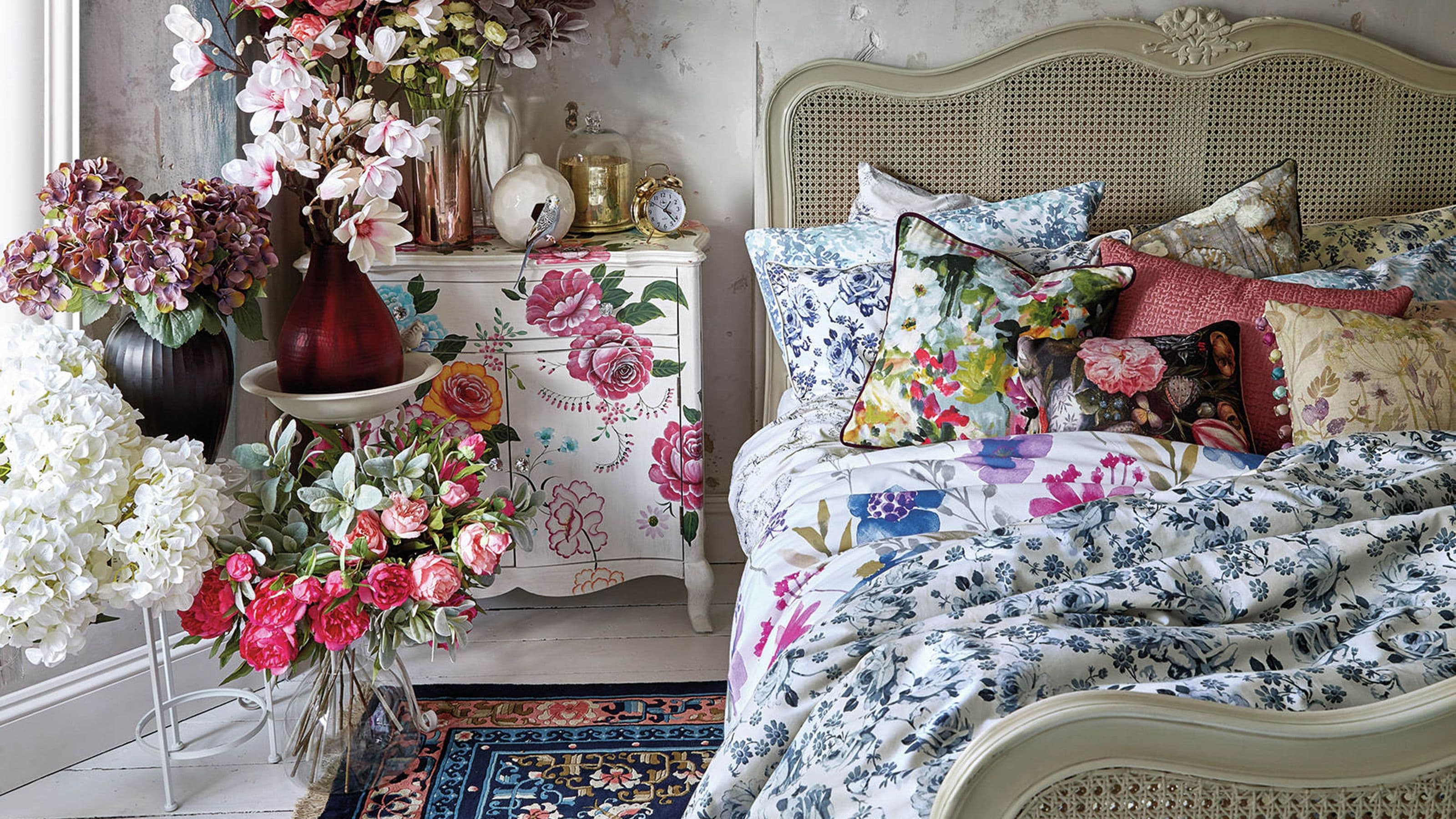 Bedroom ideas for women: 17 designs that are fun and feminine ...