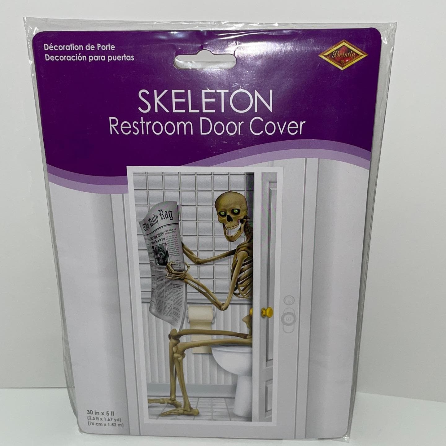 SKELETON ON THE TOILET BATHROOM DOOR COVER HALLOWEEN PARTY DECORATION ...