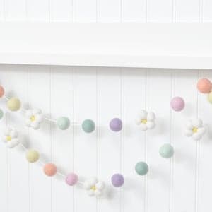 Felt Flower Garland Pastel Rainbow Spring Decorations Daisy Decor Felt ...