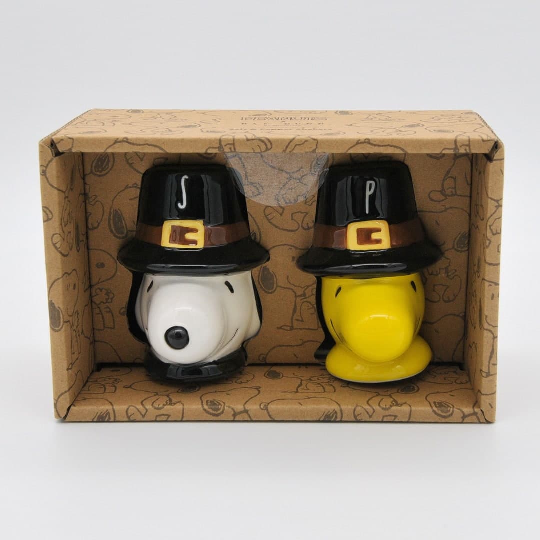 New Rae Dunn Peanuts Snoopy Thanksgiving Salt & Pepper Shakers, Snoopy ...
