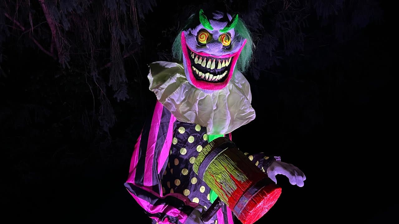 2013 Wacky Mole Clown Unboxing! | Spirit Halloween 2013 Animatronic ...