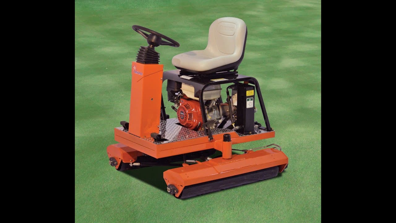 Smithco Ultra Lite Greens Roller - YouTube