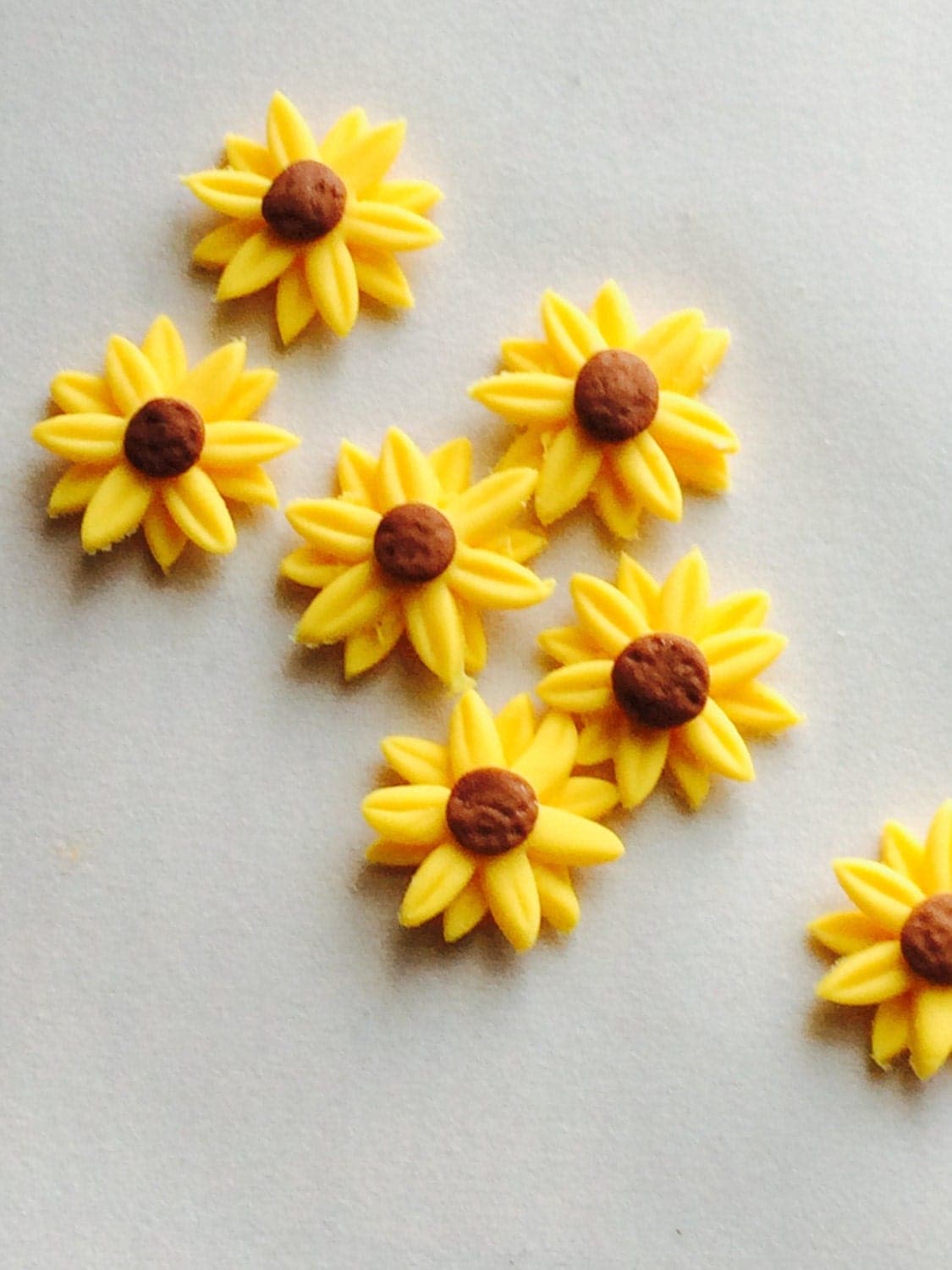 edible sugar sunflowers gumpaste flowers sugar flowers for
