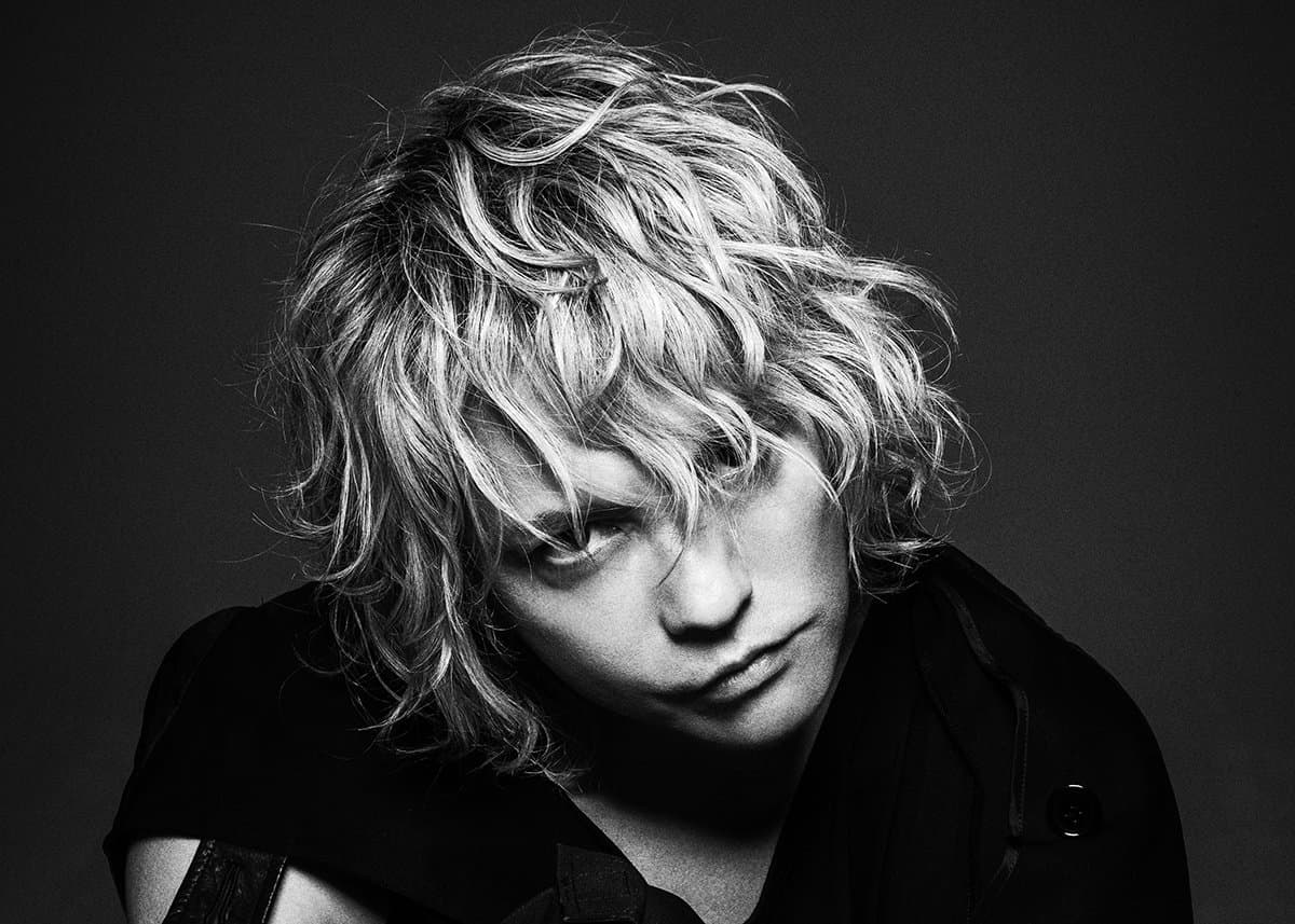 HYDE's first release in 8 months "LET IT OUT", a vigorous single!