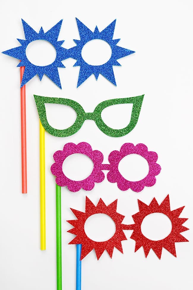 Glitter Party Glasses | Easy Photo Booth Props (Free Templates!)