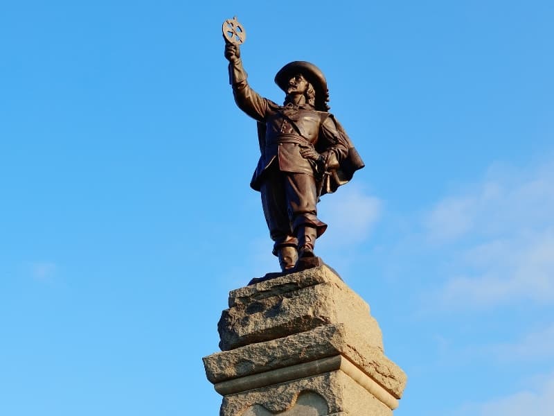 Discover the Samuel de Champlain Statue in Ottawa