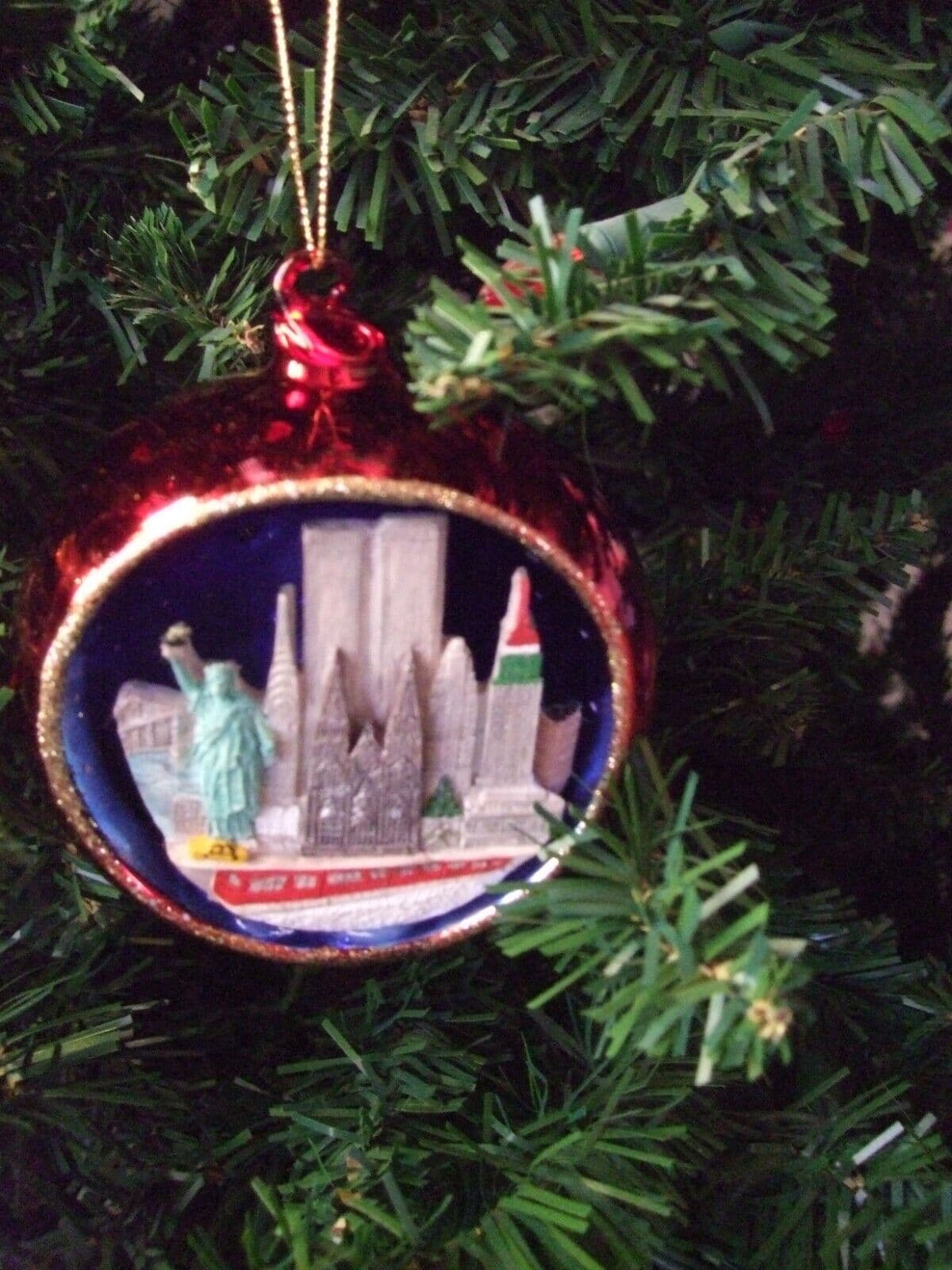 Roman Inc. Christmas in New York City WTC Twin Towers Glass Ornament ...