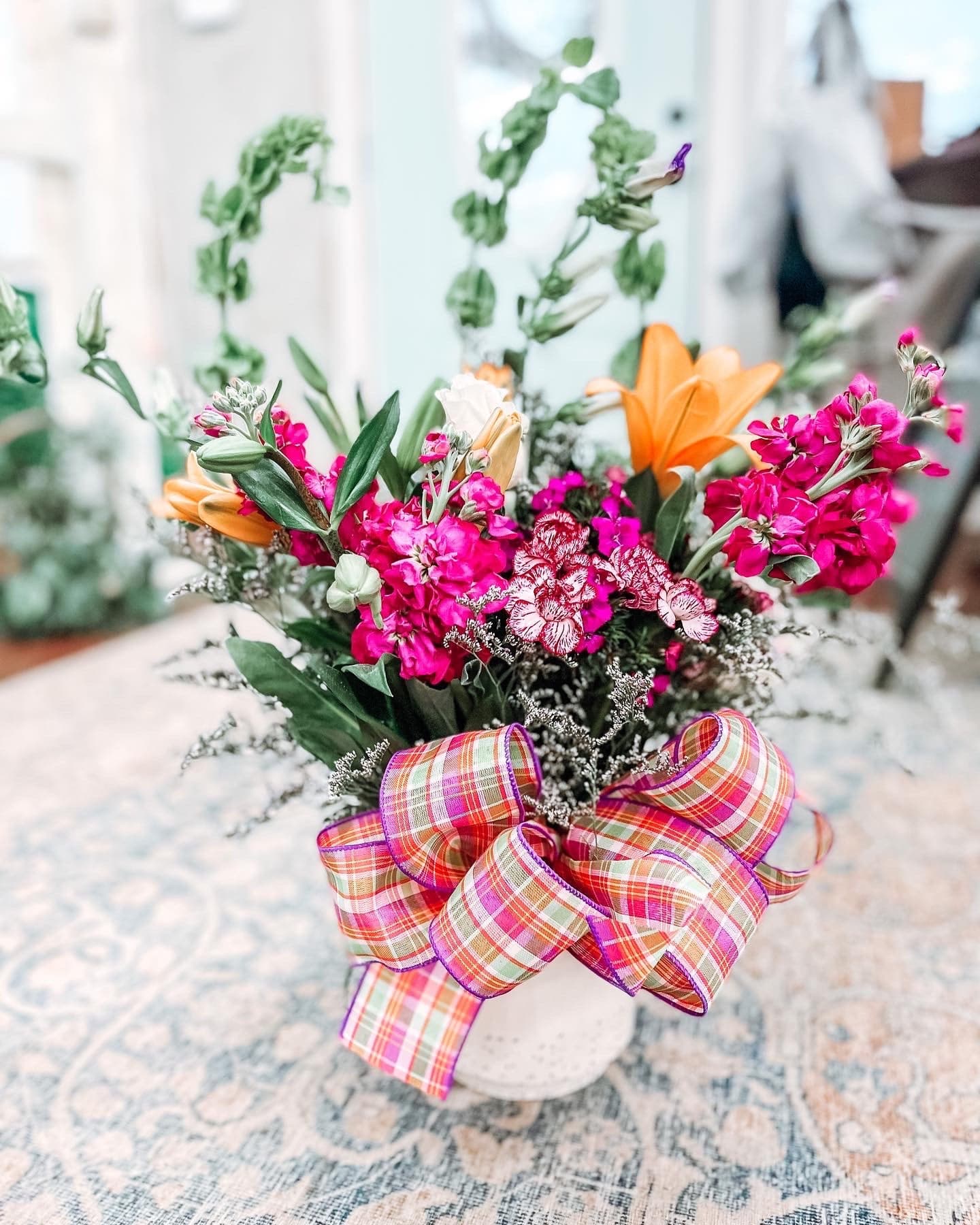 Floral Arrangements | Charm Barn
