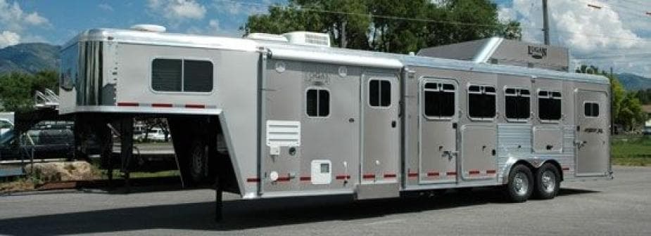 Logan Coach Razor Slant Load Trailer