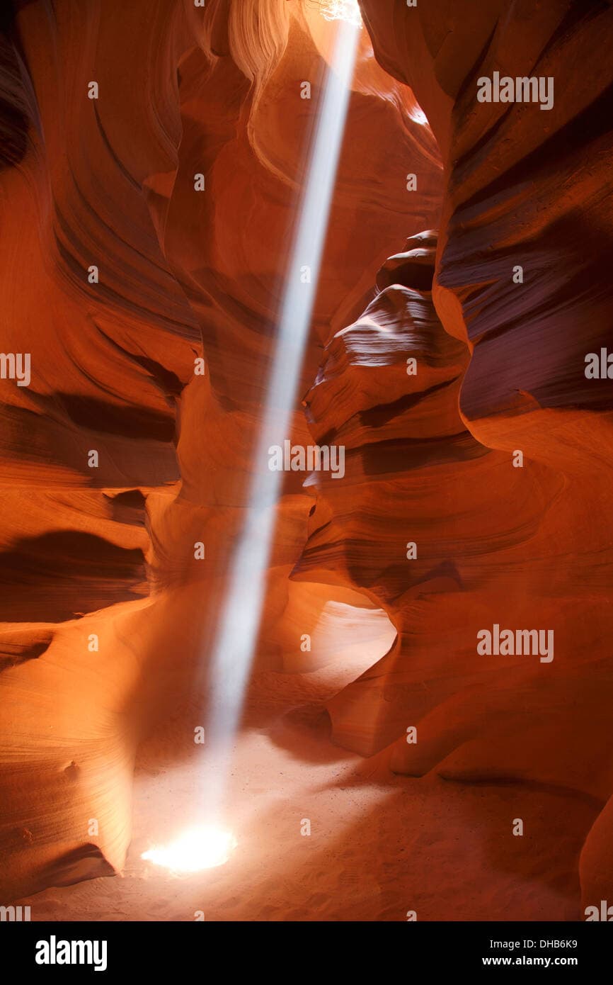 Antelope canyon light beams hi-res stock photography and images - Alamy