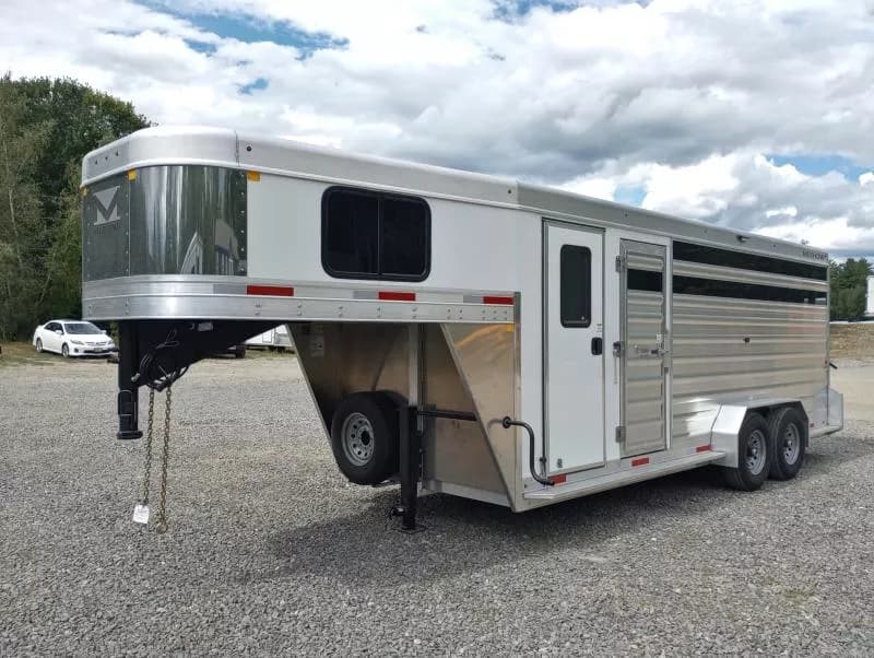 2026 Merhow 6920 14K Aluminum Gooseneck Livestock Trailer w/Front ...