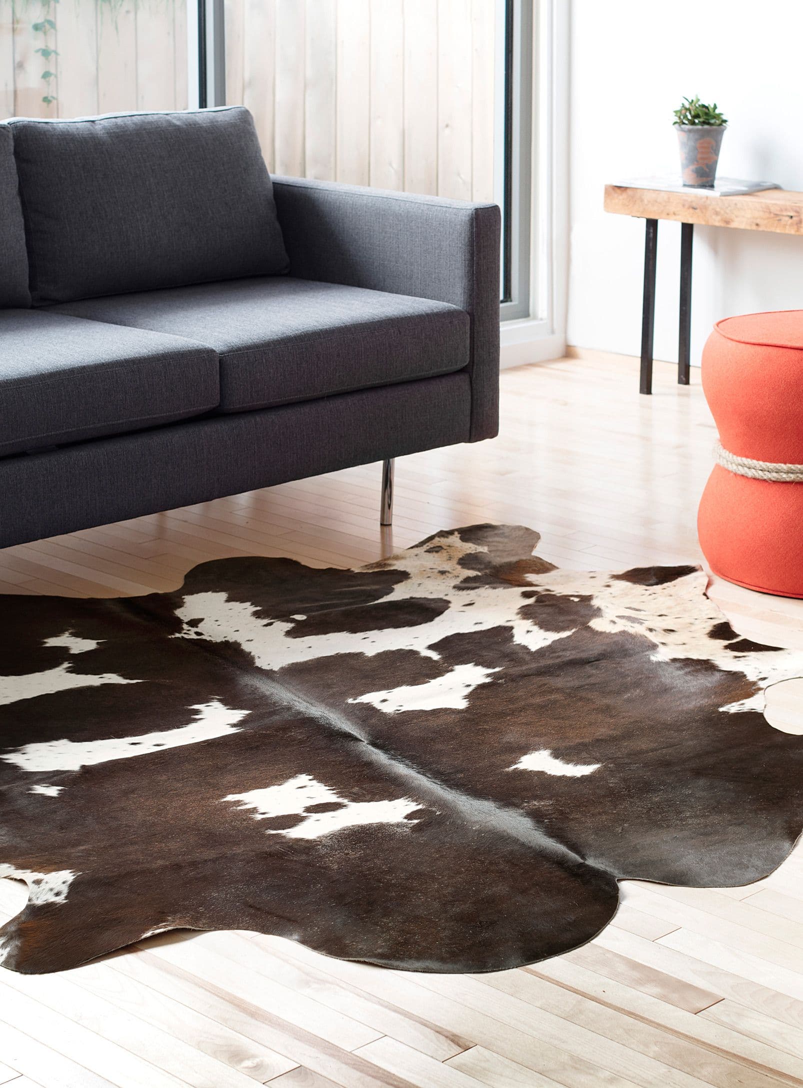 Le tapis peau de vache véritable 150x200 cm | Simons Maison | Tapis en ...
