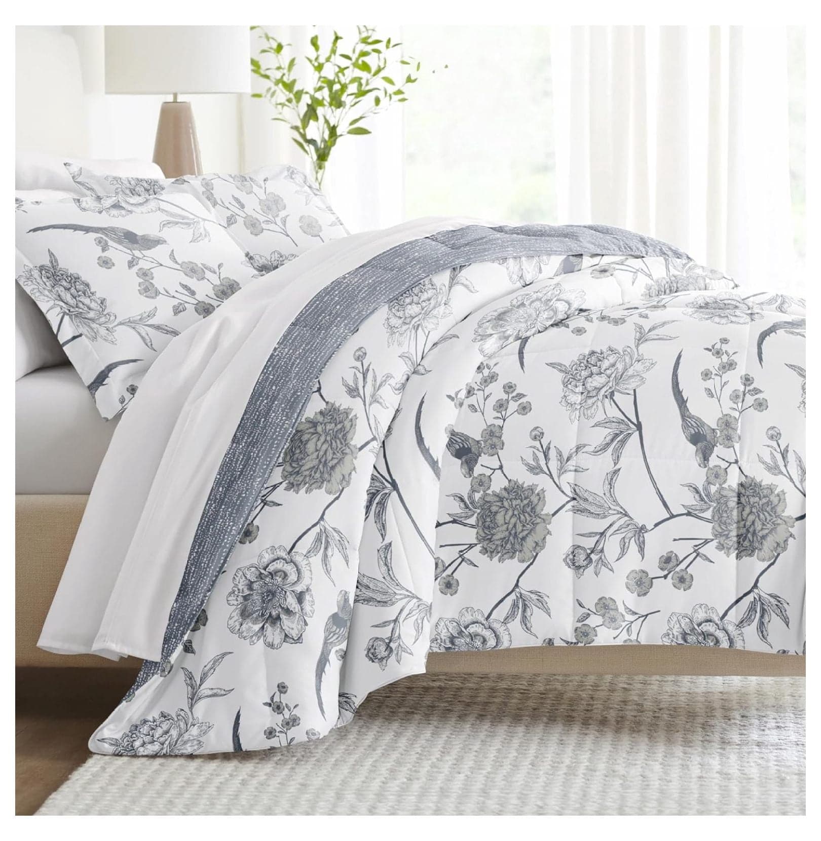 Reversible Queen/Full Comforter Set (3 Piece) - Bring Luxury Home with ...