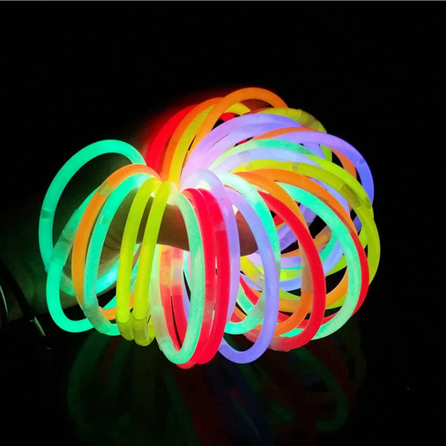 Light Sticks for Neon Party Glow Necklaces and Bracelets Glow in The ...
