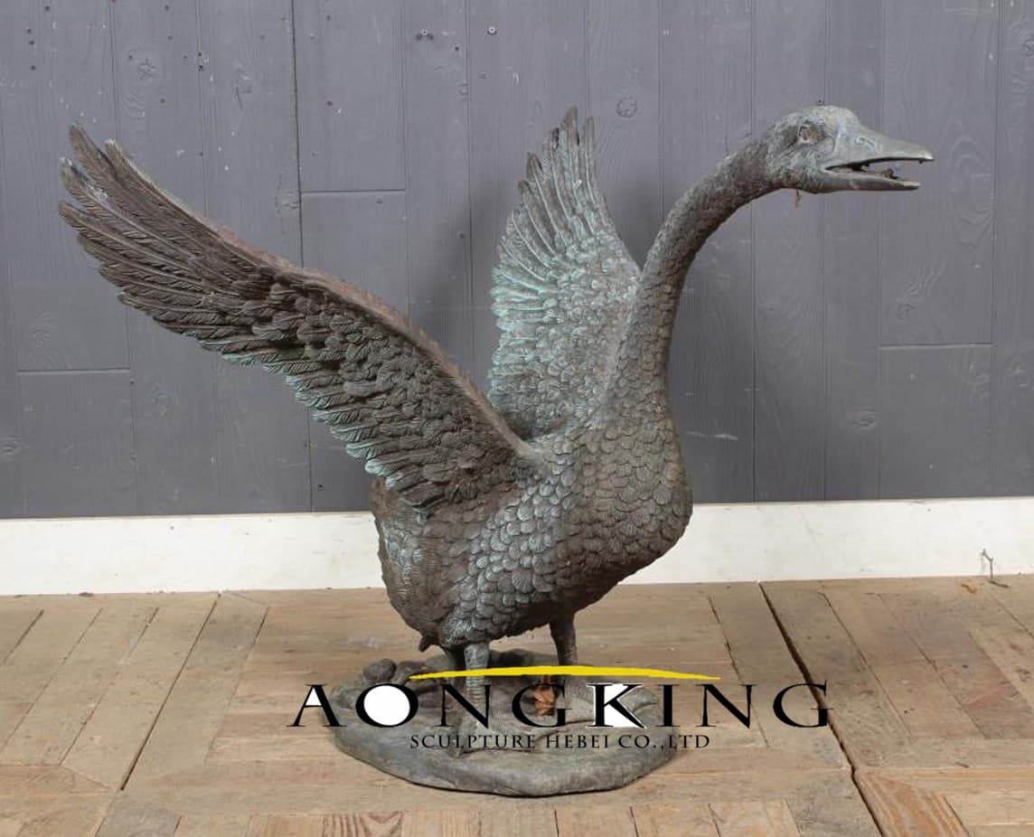 Goose Sculpture | Animal Sculptures