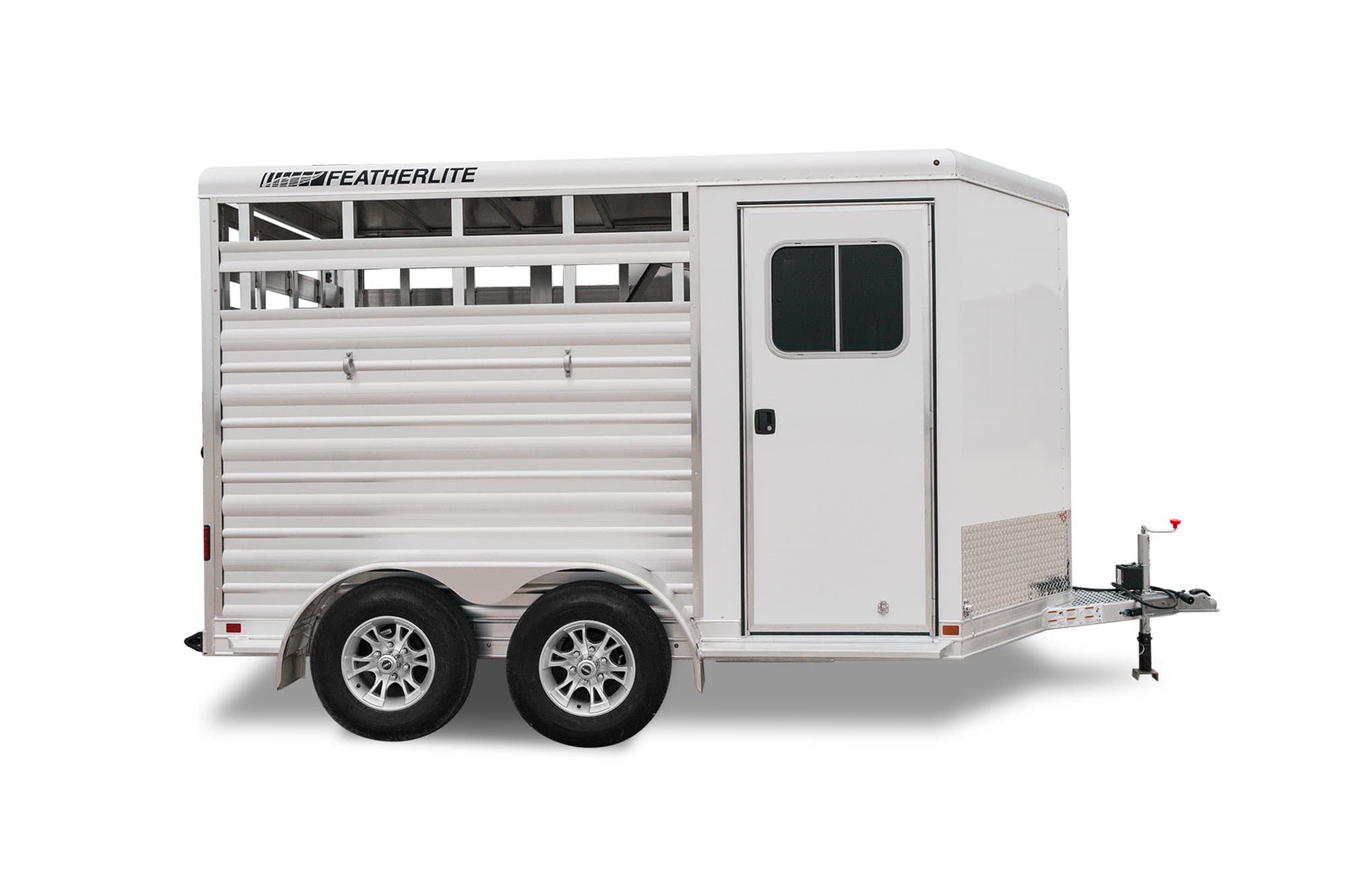 Featherlite adds new bumper pull horse trailer - Featherlite Trailers
