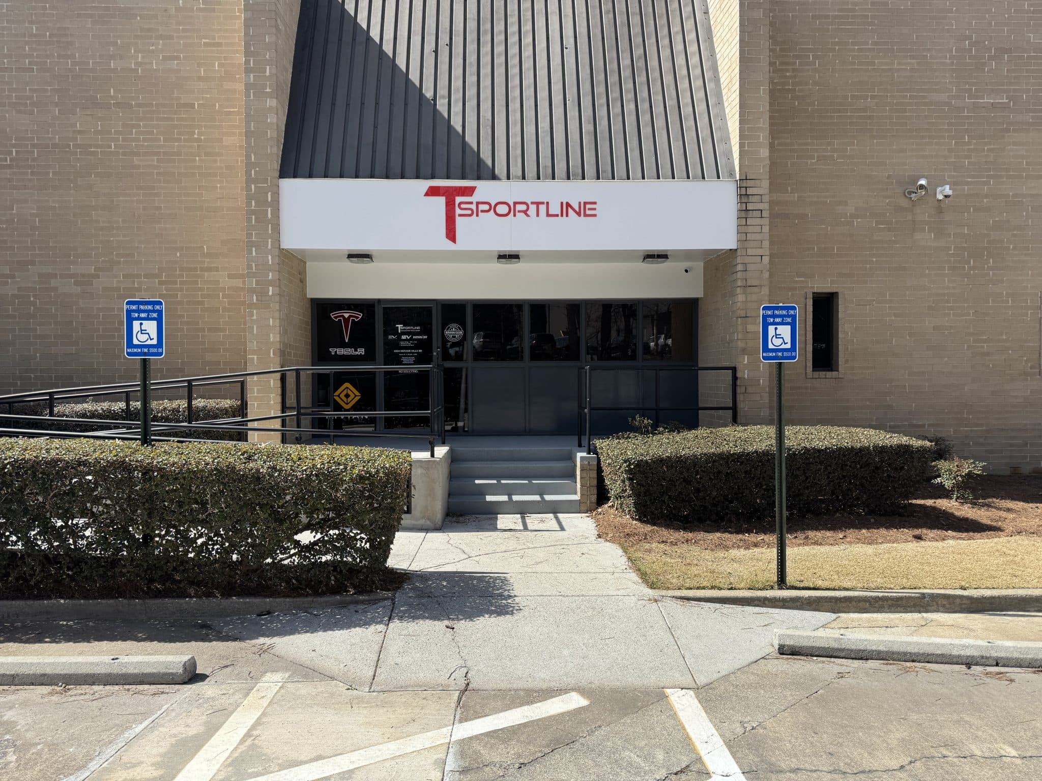 Custom Signs Atlanta - Business Signage & Graphics - SpeedPro ...